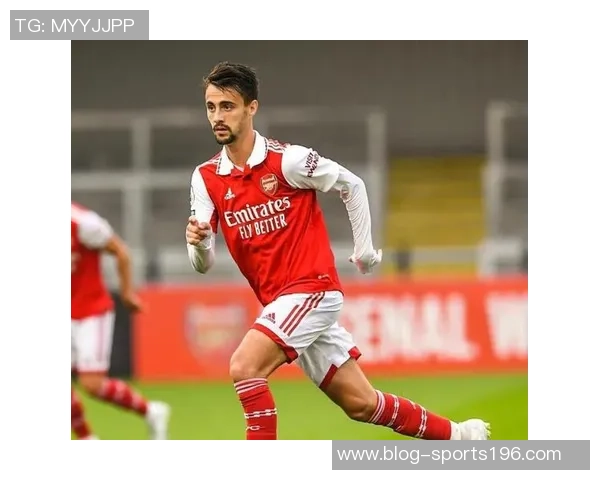 阿森纳租将维埃拉德甲再遭红牌情绪失控五轮内两次被罚下 阿森纳租将维埃拉德甲再遭红牌情绪失控五轮内两次被罚下